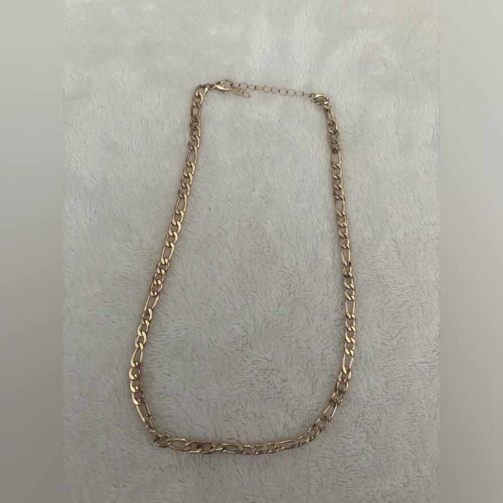 golden chain necklace